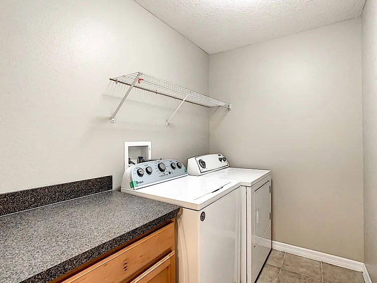 4824 River Gem Ave — Photo 25