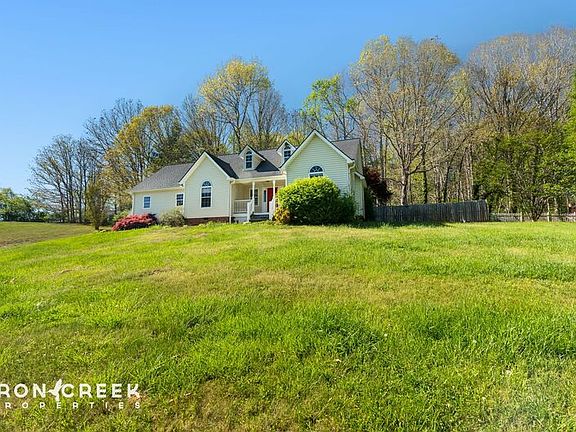 2nd image of 49 Azalea Dr