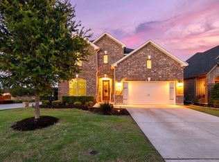 216 Village Creek Dr, McKinney, TX 75071