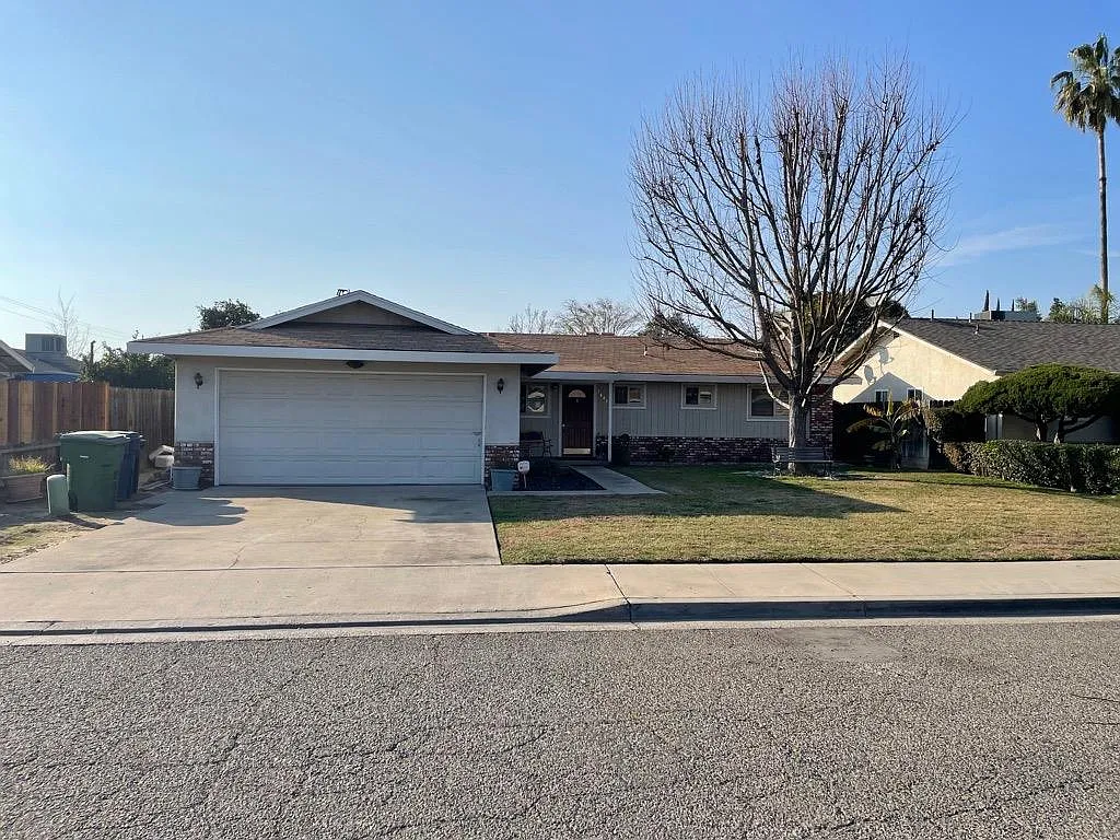 2641 Andre Ln photo 1