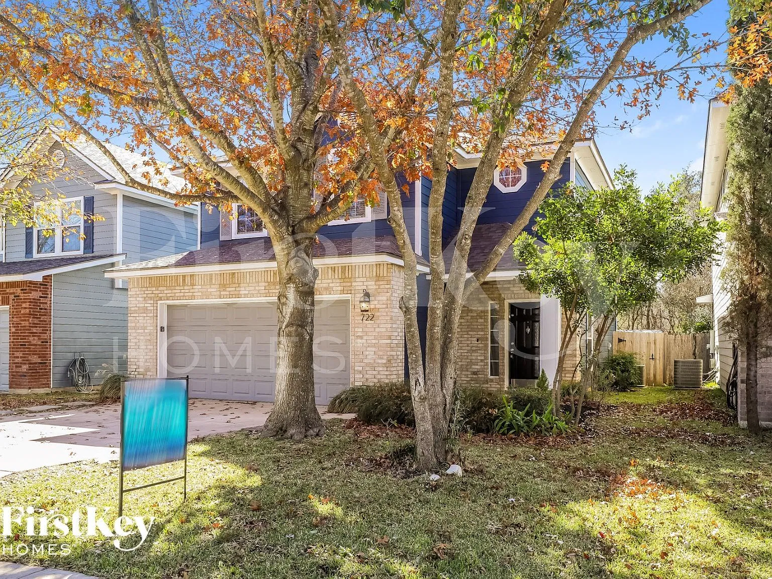 4 bed, 2.5 bath, 1888 sqft, $2,310 — Photo 2