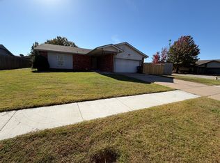 11704 E 78th Pl N, Owasso, OK 74055