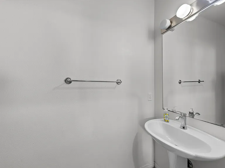2598 Denali Ct — Photo 12