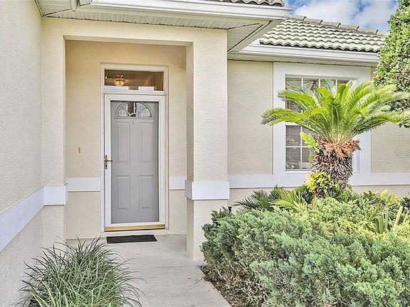 5th image of 399 Foxhill Dr