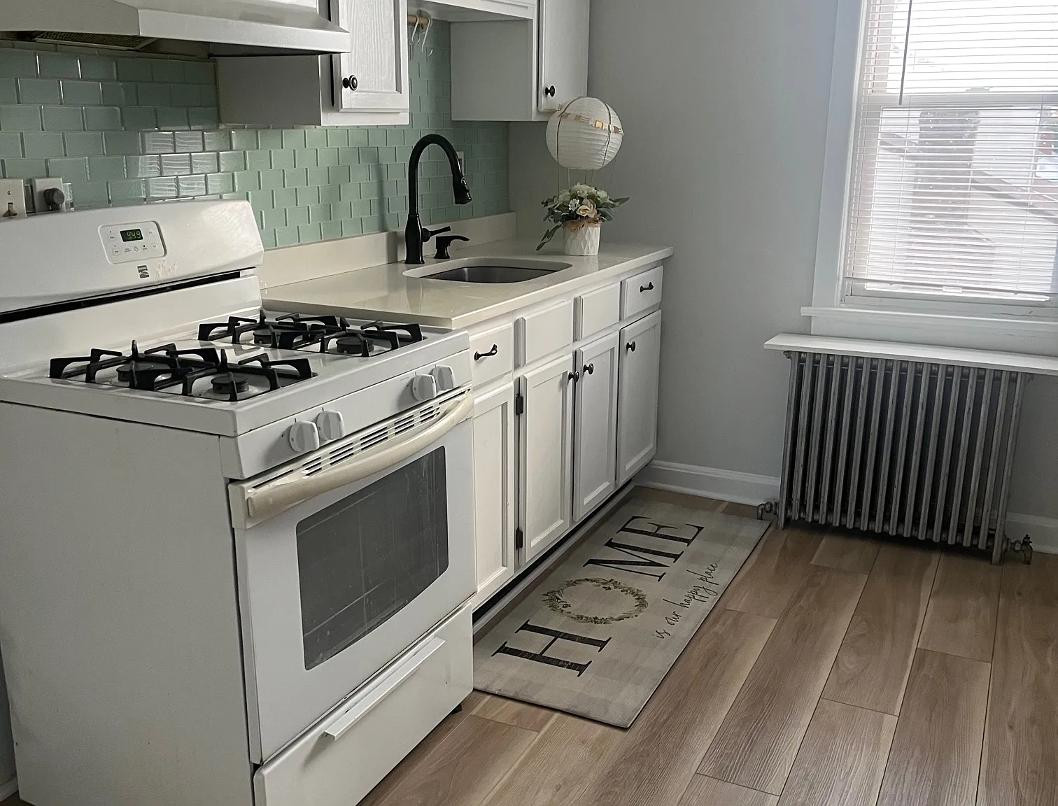 1 bed, 650 sqft, $1,600 — Photo 1