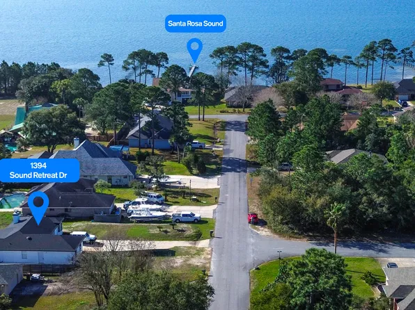 1394 Sound Retreat Dr, Navarre, FL 32566