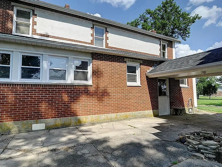 9556 Kenrick Rd — Photo 5