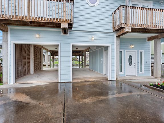 5th image of 1110 Papeete St