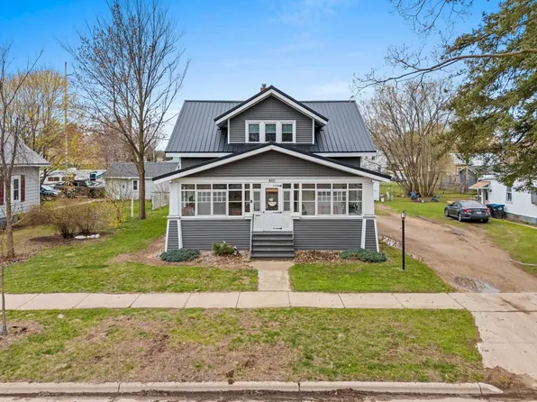 817 S Lafayette St, Shawano, WI 54166