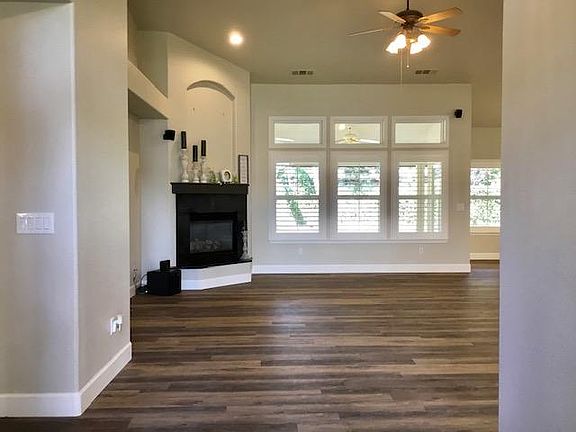 5th image of 1030 W Mission Ave