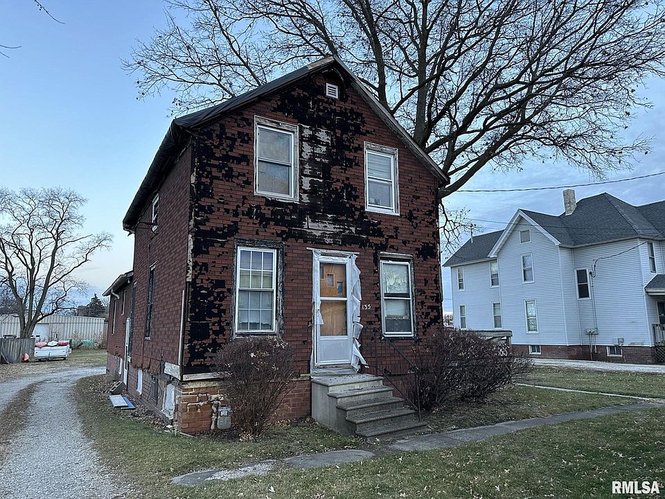 1st image of 135 N Seminary St