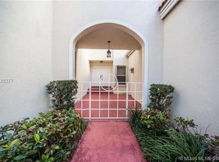 3781 Columbus Way N, Cooper City, FL 33026