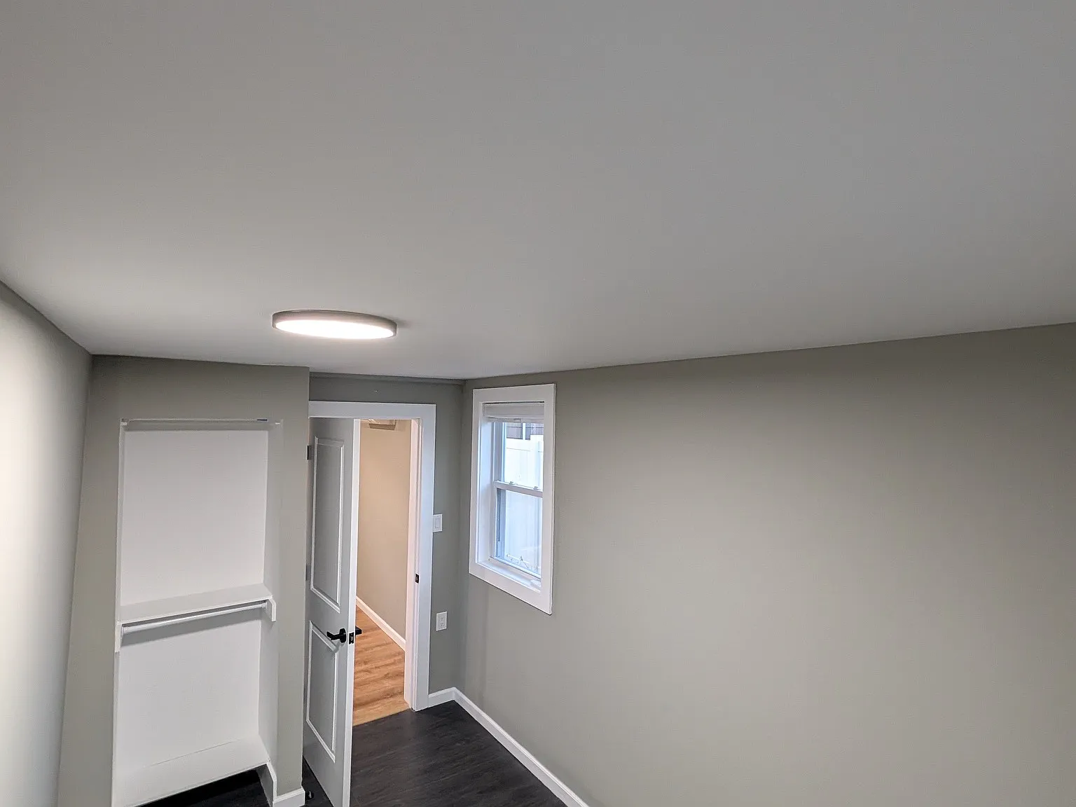 2 bed, 900 sqft, $2,700 — Photo 4