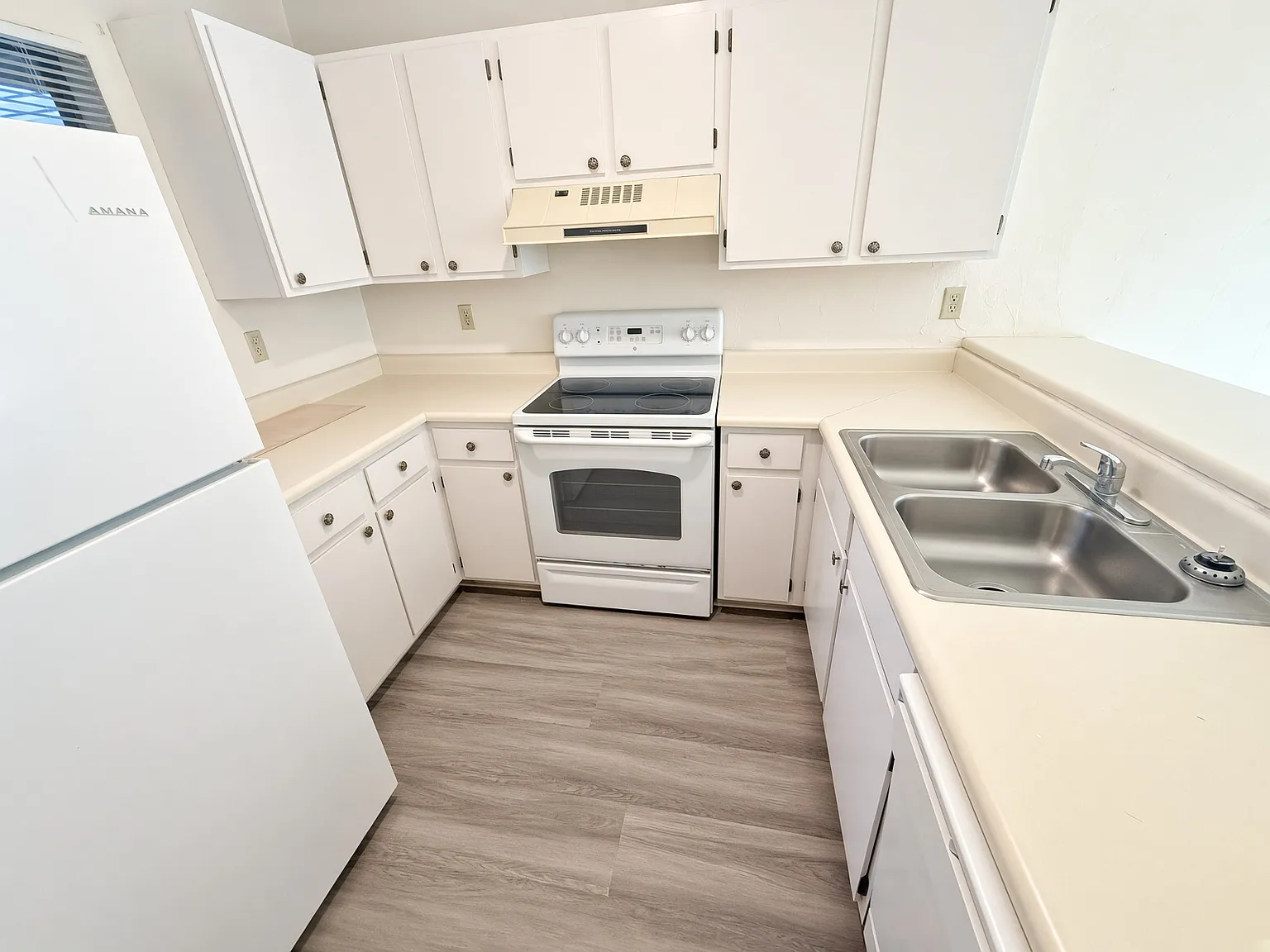 2 bed, 874 sqft, $1,175 — Photo 3