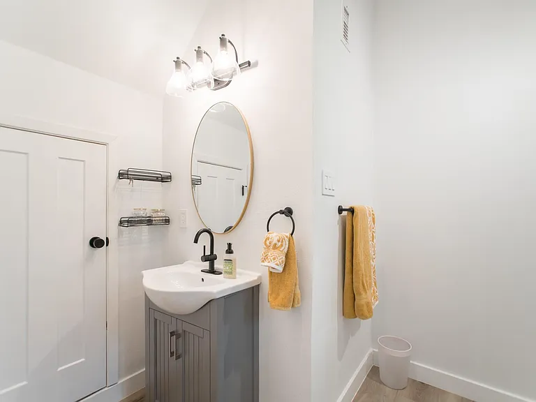 5 W Forest Ct — Photo 35