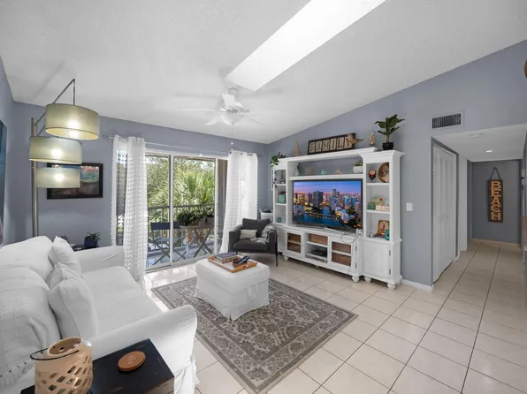 13771 Oneida Drive #C3, Delray Beach, FL 33446