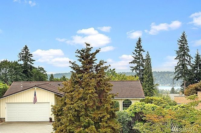1st image of 4261 134th Ave SE