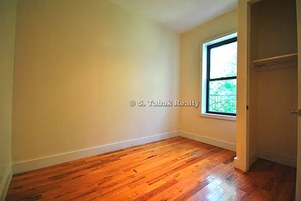 Rented by Sam Tabak | media 7