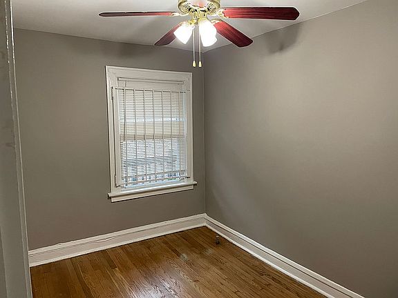 2nd image of 1424 W 82nd St #2