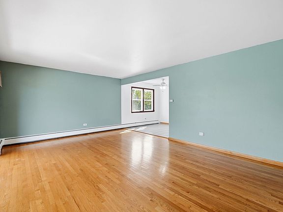 5th image of 5317 W 96th St APT 5
