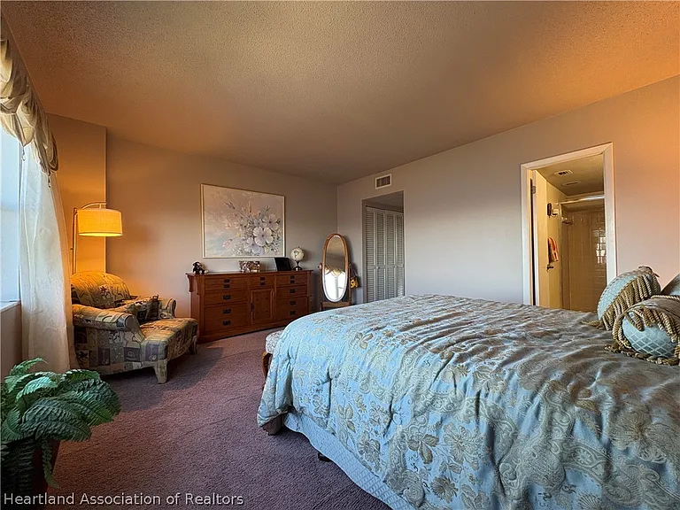 2131 Lakeview Dr #908 — Photo 20