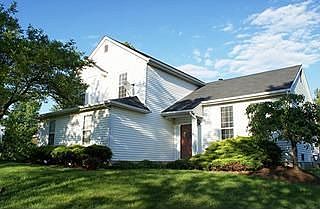 1st image of 435 Green Meadows Dr W