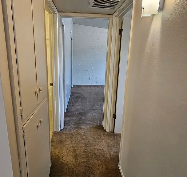 Park Plaza Condos — Photo 5