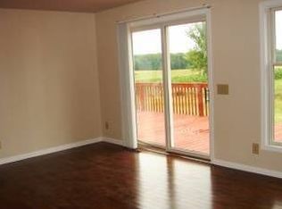 3721 Hutchinson Rd, North Branch, MI 48461