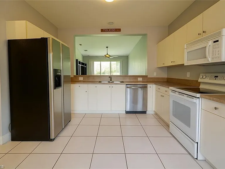 700 Luisa Ln #2 — Photo 12