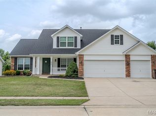 606 Spring Meadow Dr, Wentzville, MO 63385