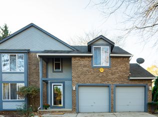 2433 Roscoe Ct, Dublin, OH 43016
