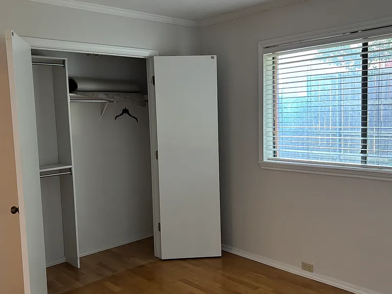 3732 Racquet Ct — Photo 20
