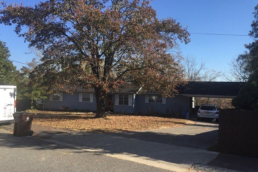 2nd image of 509 Delaware Ave