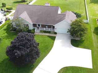 1317 Evergreen Trl, Adrian, MI 49221