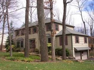 12 Berkeley Cir, Basking Ridge, NJ 07920