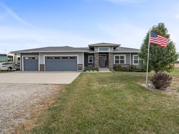 11253 NE 72nd St, Bondurant, IA 50035