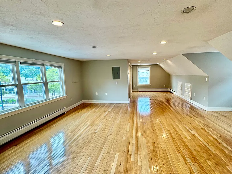 377 Shrewsbury St #2 — Photo 3