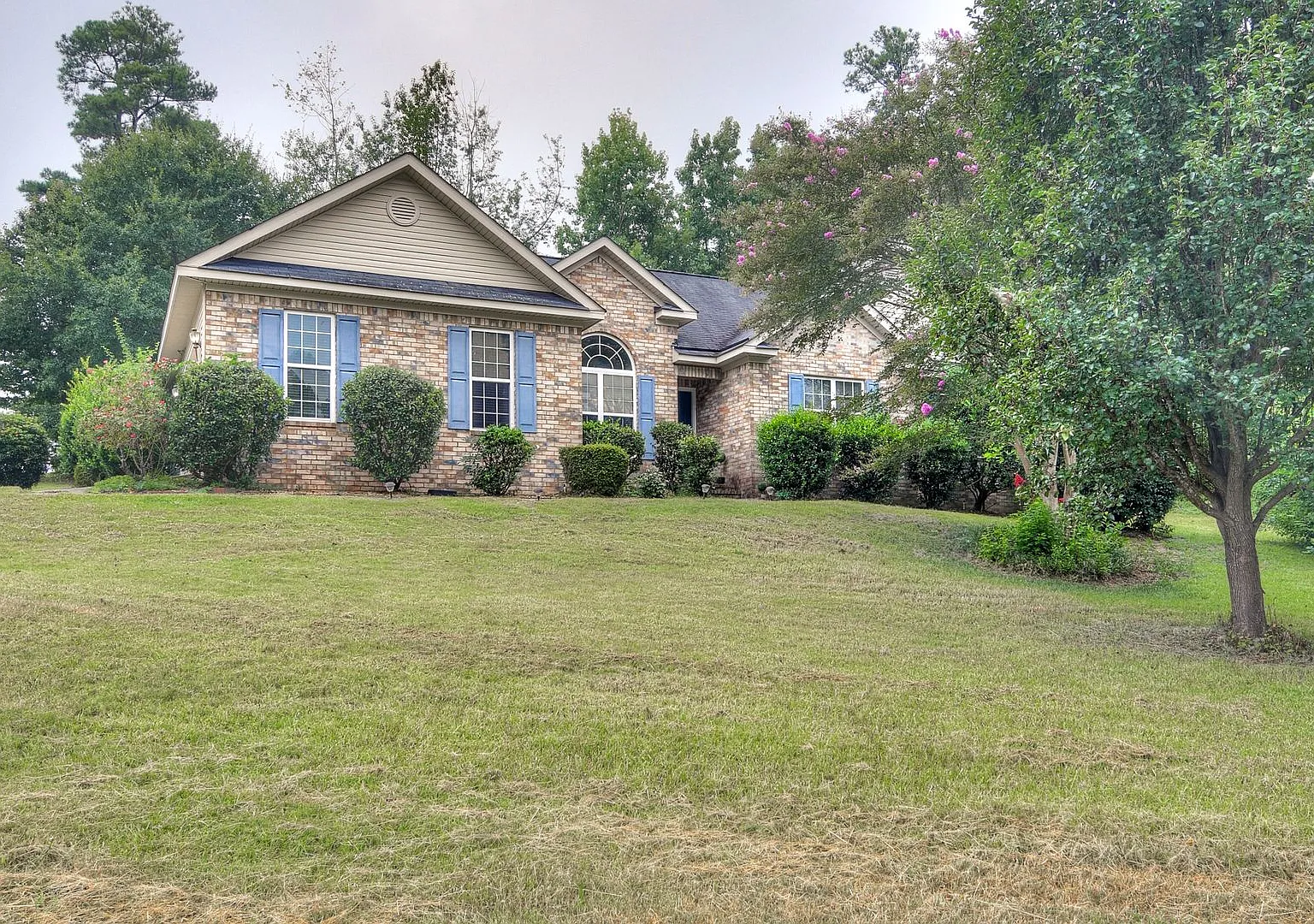 3 Bedroom 2 Bathroom Home in Grovetown — Photo 1