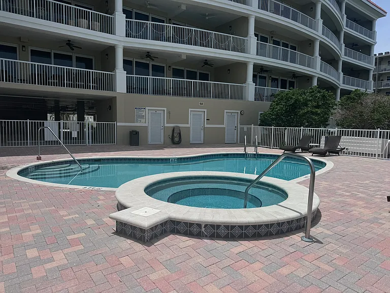 3805 Gulf Blvd #405 — Photo 33