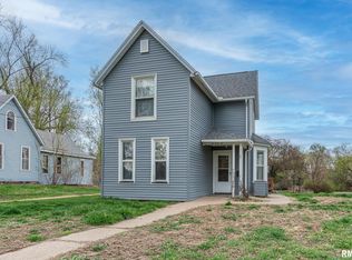 242 22nd Pl, Clinton, IA 52732