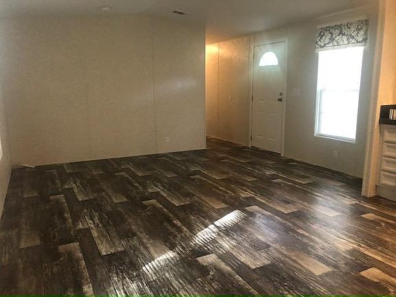 4th image of 9329 Eden Dr #467