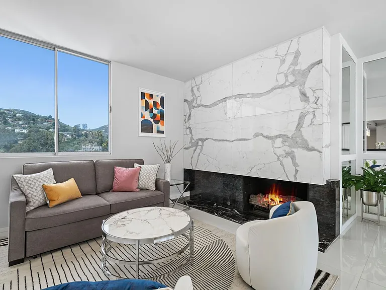 17368 W Sunset Blvd #Penthouse 5 — Photo 10