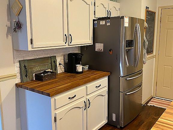5th image of 3847 W Driftwood St