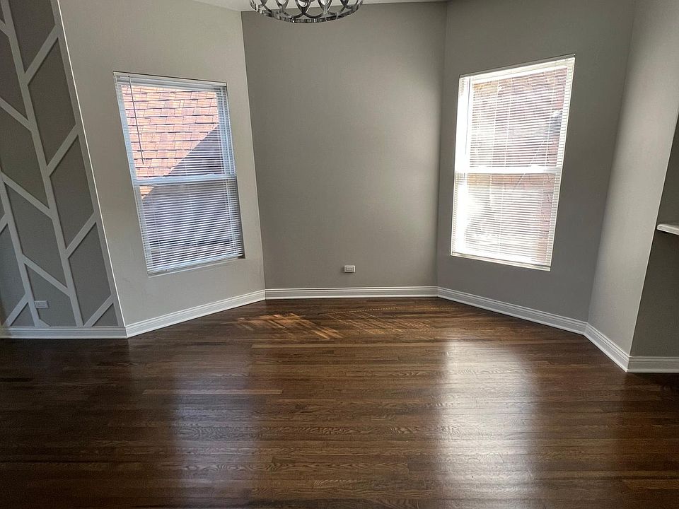 1st image of 7010 S King Dr #2