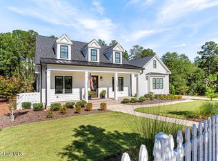275 Hollycrest Drive, Pinehurst, NC 28374