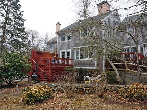 4th image of 203 Admiralty Hts