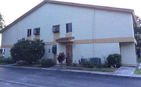 1st image of 614 Gardens Dr APT 102