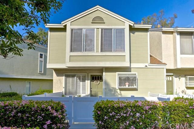 1st image of 175 Briarwood Ln #142
