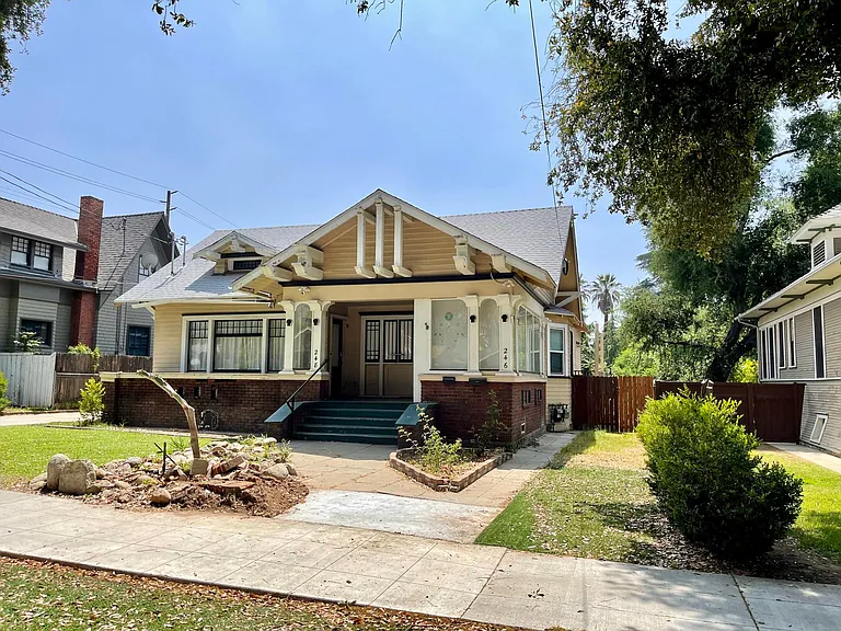 248 Alvarado St — Photo 2