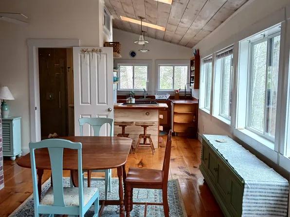 61 Birch Island Ln, Georgetown, ME 04548